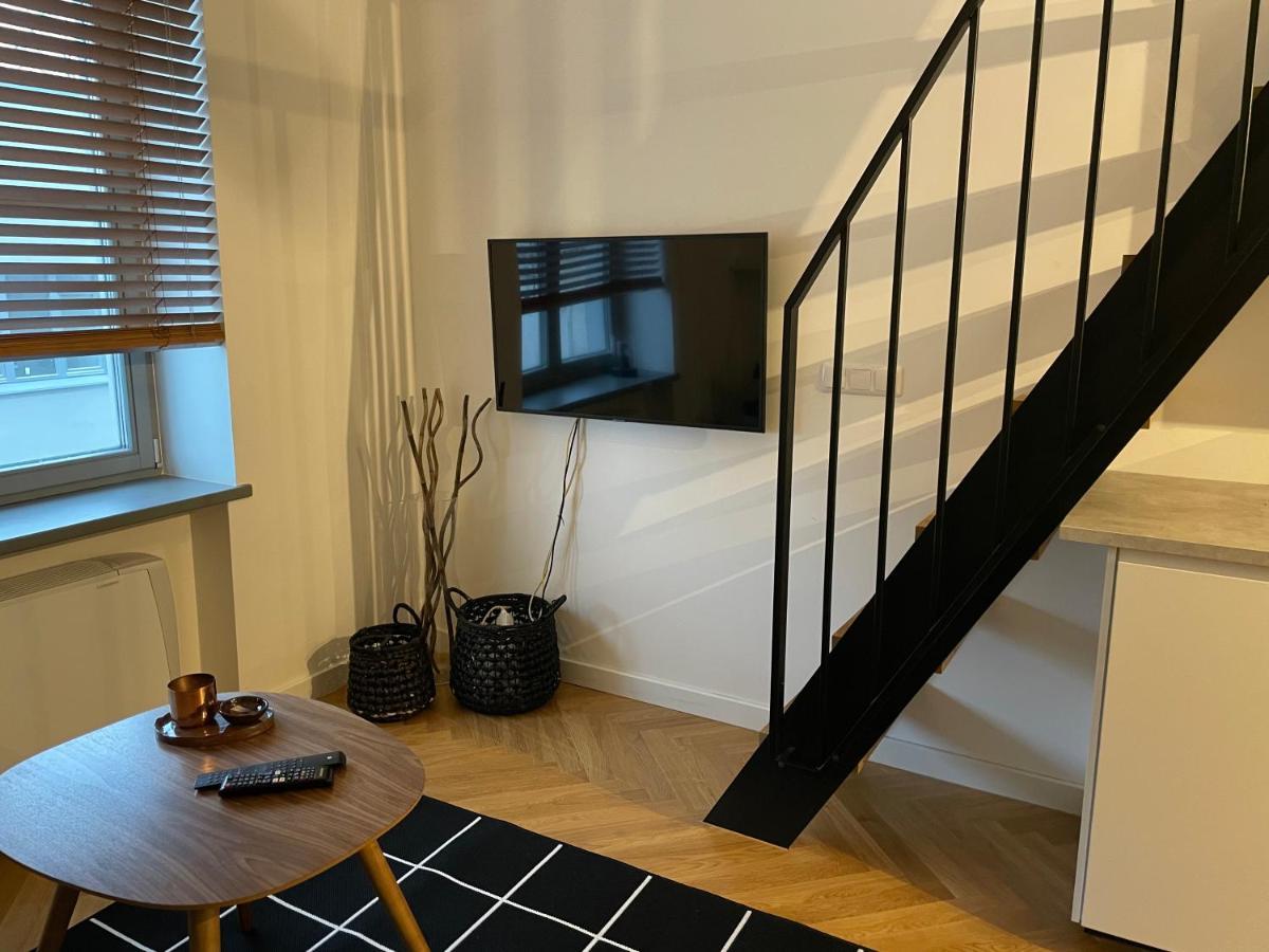 M Loft Apartment Kaunas Ngoại thất bức ảnh